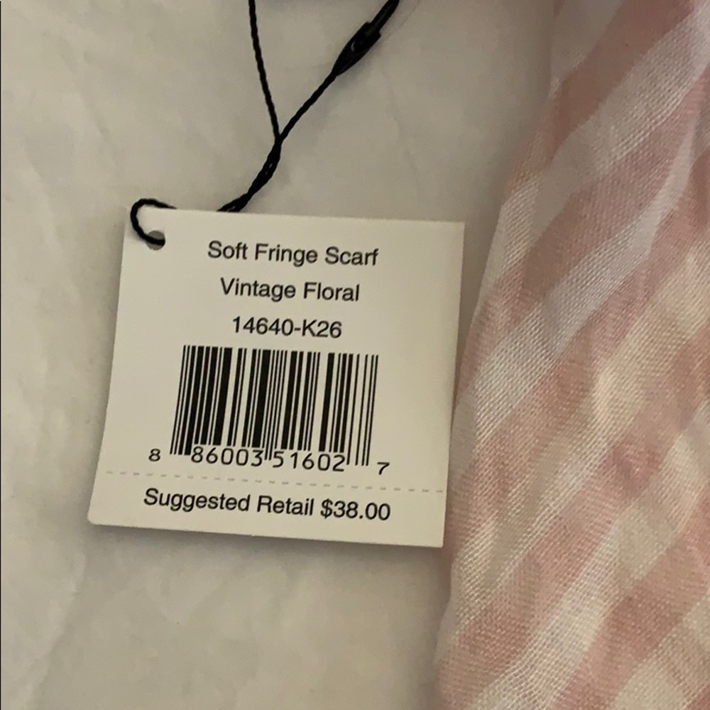 Spring scarf - Picture 4 of 4